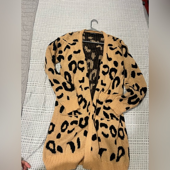 SHEIN women’s sweater - Picture 1 of 3